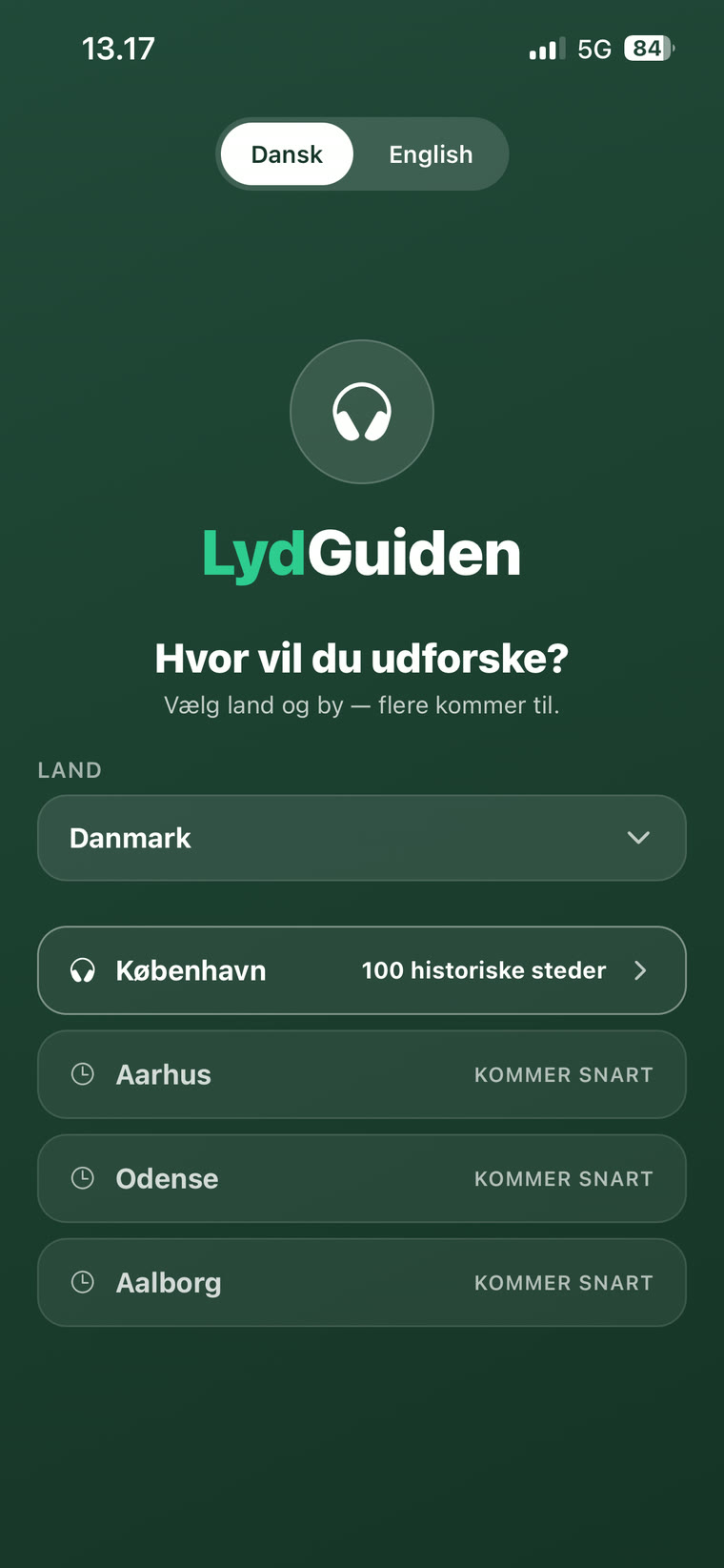 Velkomstskærm: vælg land og by. København med 100 historiske steder